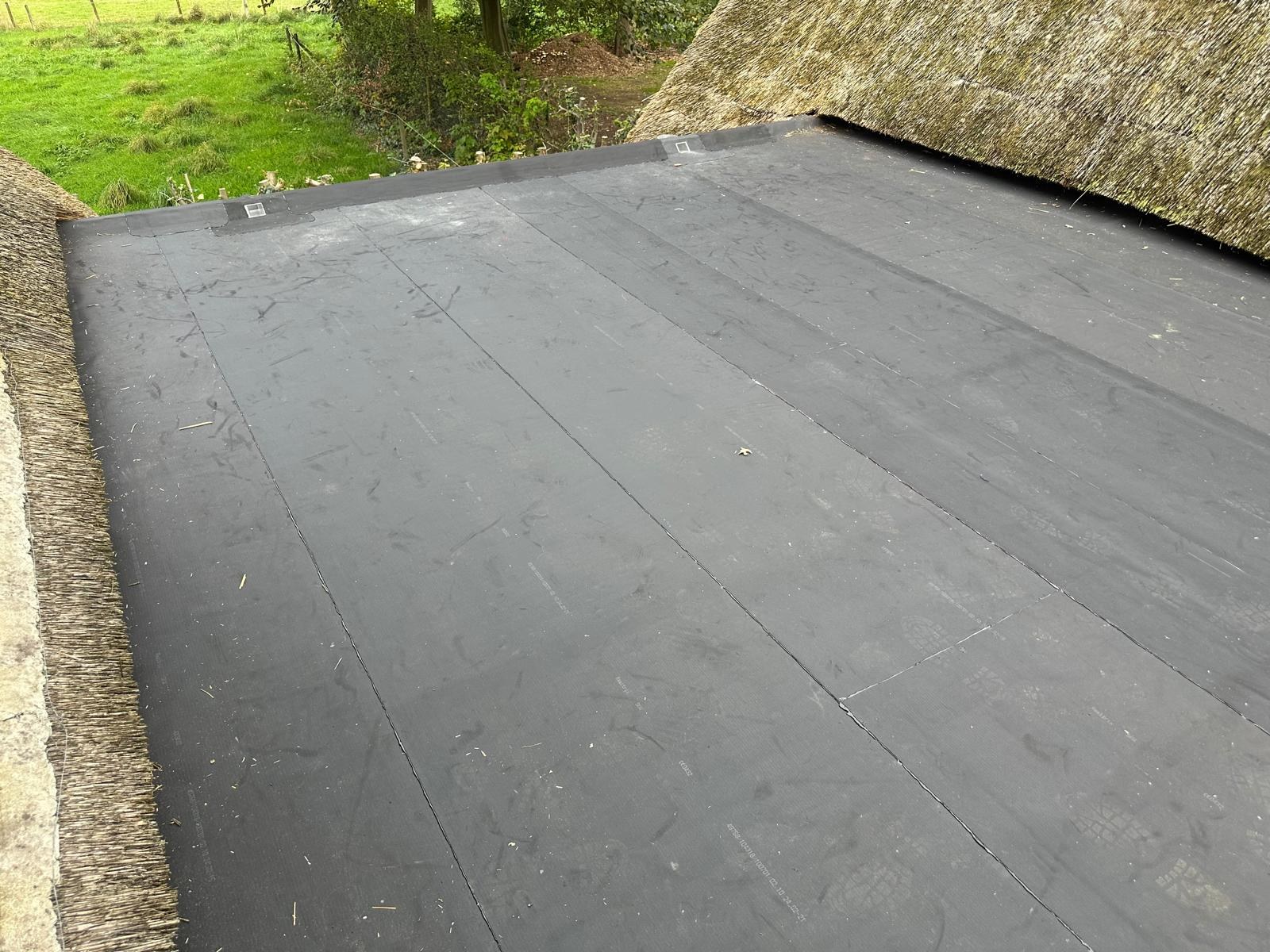 Resitrix EPDM dakbedekking op plat dak – Dijkslag Dakwerken